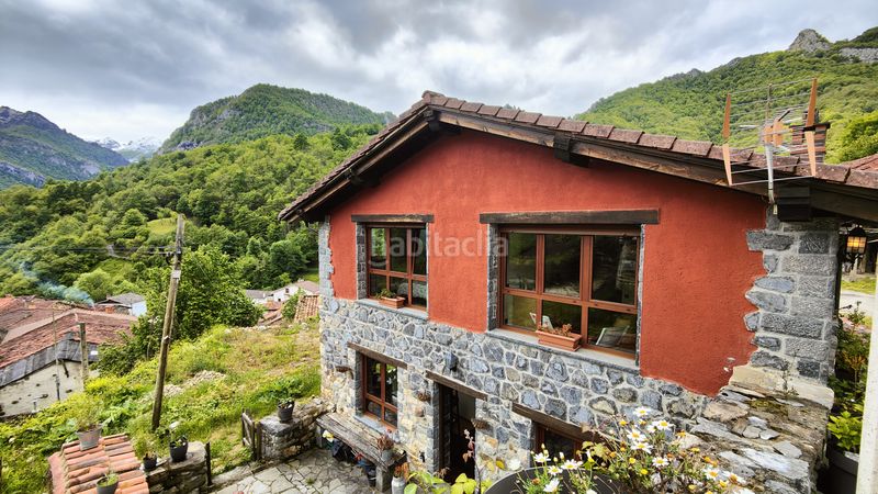Foto 0cff179f-7953-4fe6-9e4b-a38e9c2a8786. Casa amb calefacció a Caso