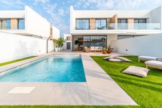 Lloguer Casa aparellada a Carrer halley 4