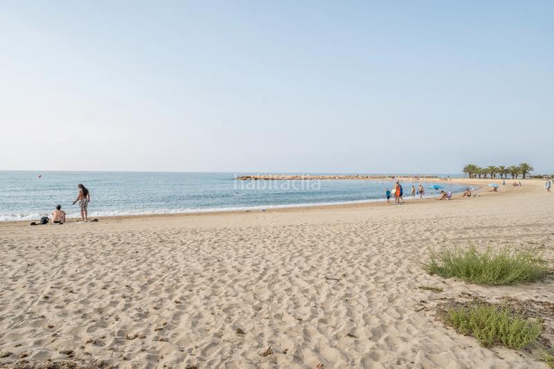 Foto 1dcf5dc8-3817-4eae-8566-25d62f78c0ab. Location maison jumelée dans carrer halley 4 dans mar Cambrils Cambrils