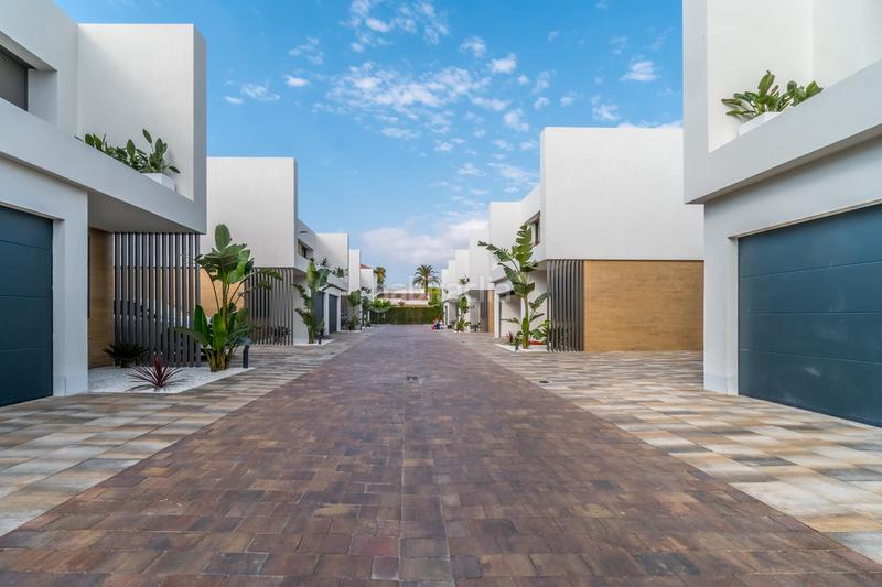 Foto fe89ce15-78cb-4f3e-ab35-9e017c40a02a. Location maison jumelée dans carrer halley 4 dans mar Cambrils Cambrils