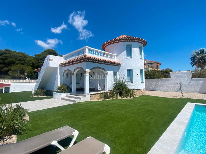 Foto 4e68a749-03f6-45d7-8119-f76fa4a6325b. Alquiler chalet en Centre Miami Platja