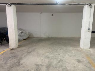 Parking voiture  Carrer brixola