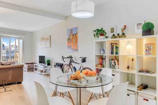 Location Appartement  Plaça de la independència