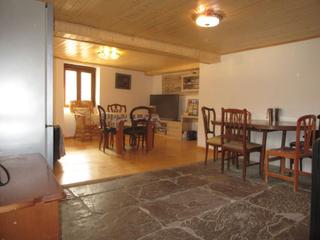 Casa a Poblaciones Sur. Bernués jaca. casa independiente con terreno. rehabilitada integ