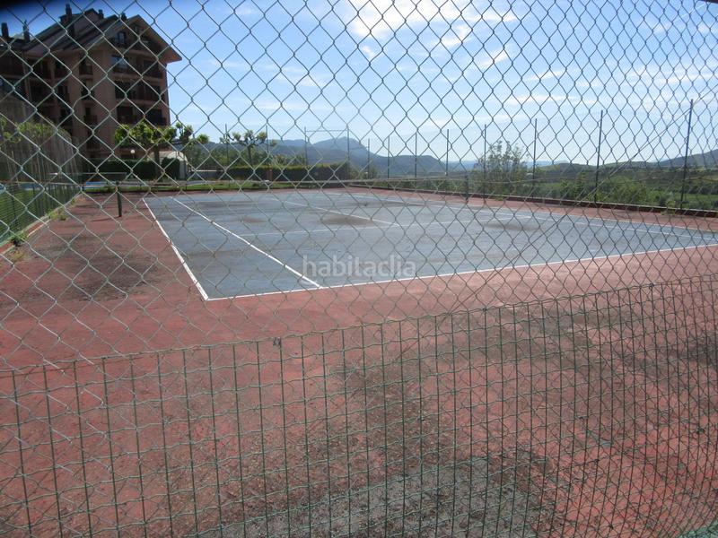 Foto 461dddc5-a939-439b-ad79-aa33bfb664e5. Apartament amb calefacció piscina a Universidad Jaca