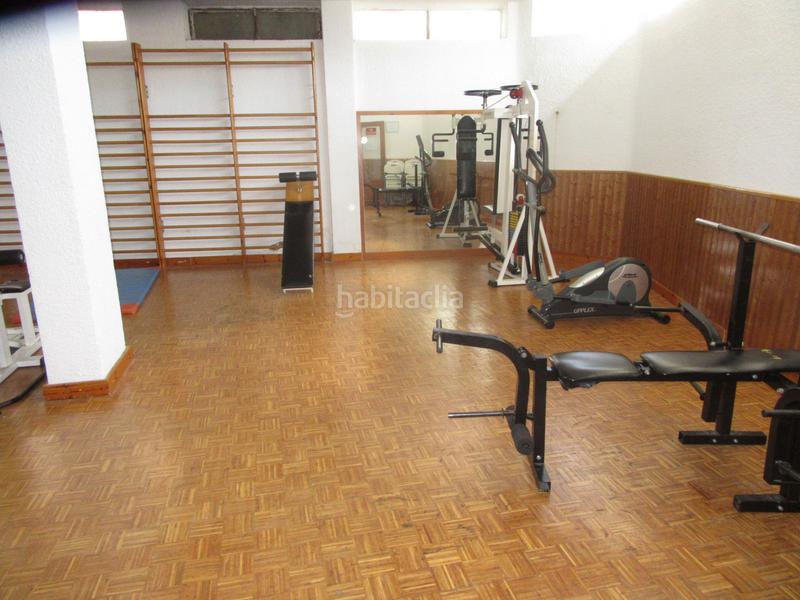 Foto 85321f86-3f37-4658-8462-391d2cc594f0. Apartament amb calefacció piscina a Universidad Jaca