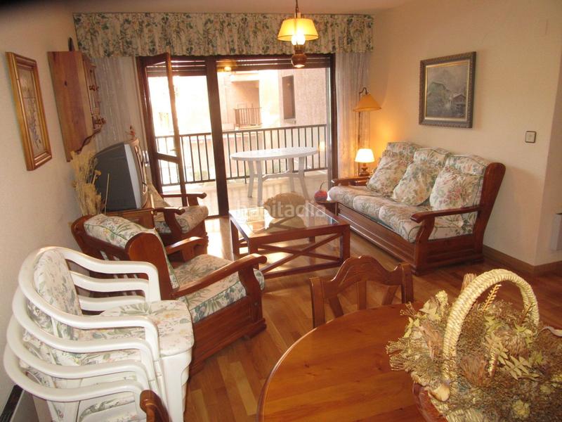 Foto f395ef39-2a5a-4208-8274-bc51540502ab. Apartament amb calefacció piscina a Universidad Jaca