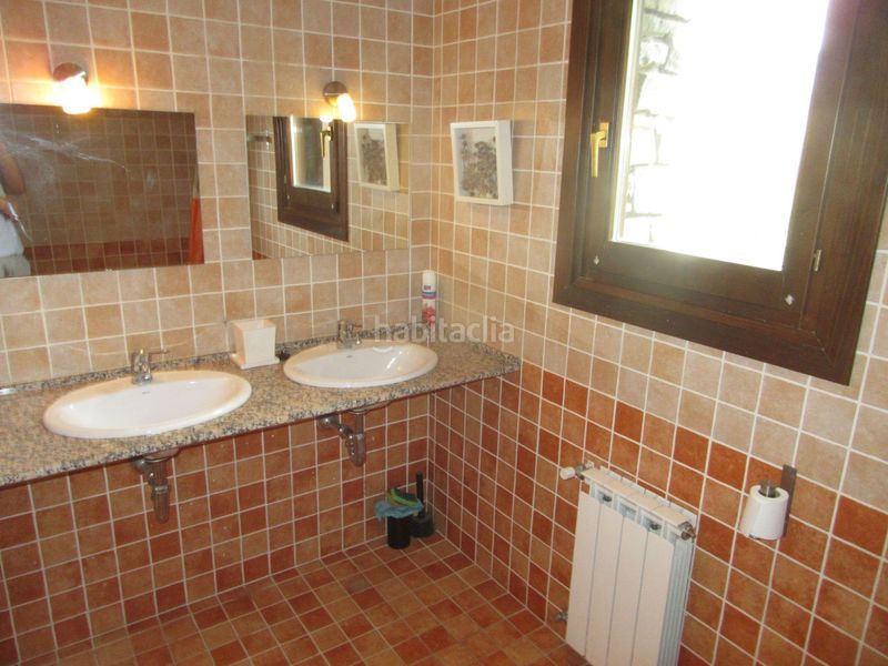 Foto 358e4f67-3cef-4f40-8d31-bed00a19fb09. Casa amb calefacció a Castiello de Jaca