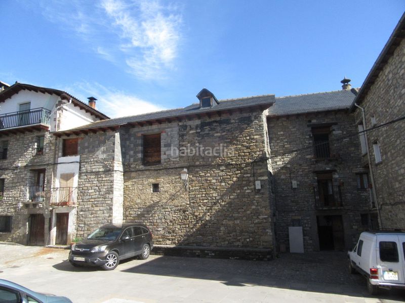 Foto 493da102-39a1-45ba-ba07-34f3086e29c1. Casa a plaza mayor 7 a Aragüés del Puerto