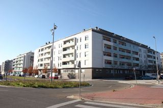 Lloguer Aparcament cotxe a Cl mateo estaun llanas 8. Excelnete plaza de garaje  en la zona de los olivos