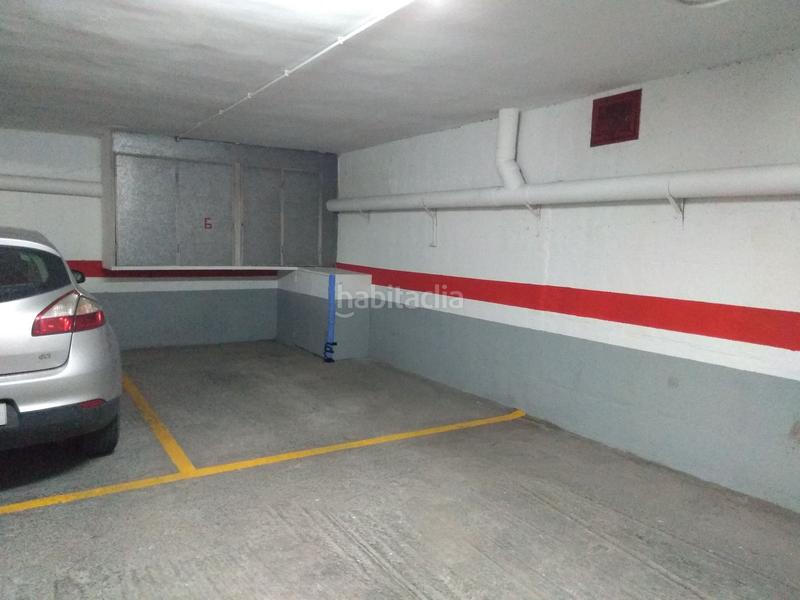 Foto e8a5cd43-eb41-4dfe-9bee-097cc0190148. Aparcament cotxe a Perpetuo Socorro Huesca