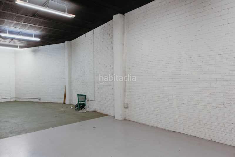 Foto ee159e65-24d7-4e41-8743-2d0cd503819b. Lloguer local comercial a calle obispo pintado 8 a Huesca