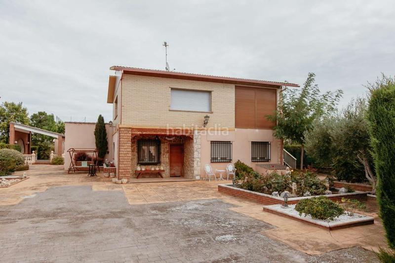 Foto 1ccc4853-0eab-4c67-907d-0134adc04b5a. Chalet in calle pío baroja 79 in San Mateo de Gállego