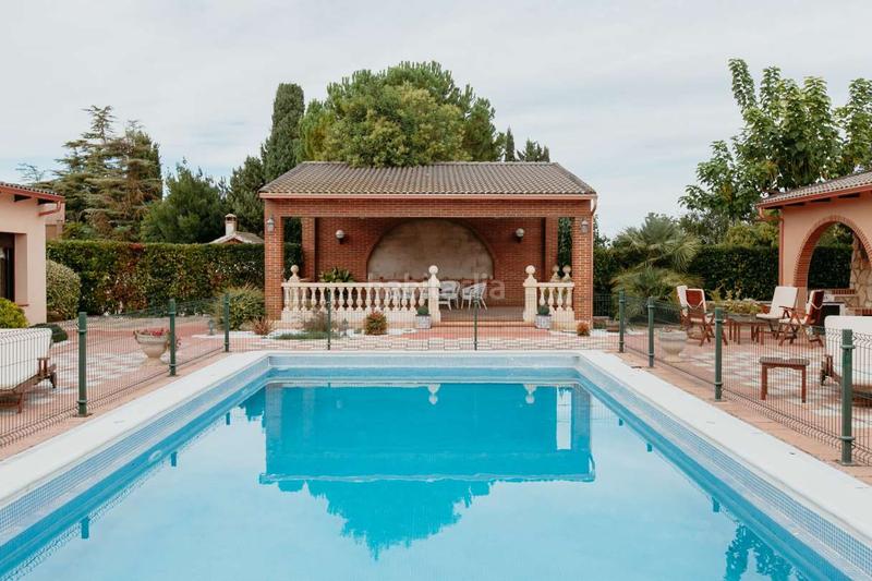 Foto 25870966-510e-484c-b2dc-01b2b683d769. Chalet in calle pío baroja 79 in San Mateo de Gállego