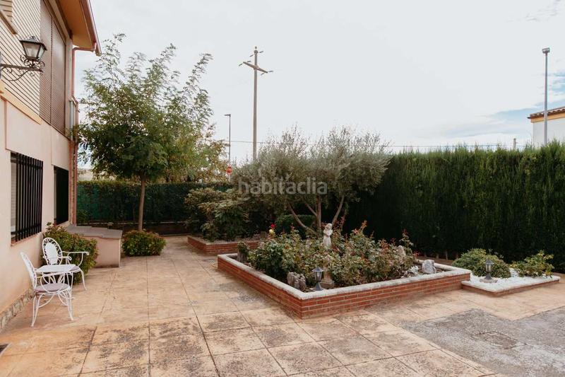 Foto 2f69da5c-63dd-403b-8db3-db350bc60c11. Chalet in calle pío baroja 79 in San Mateo de Gállego