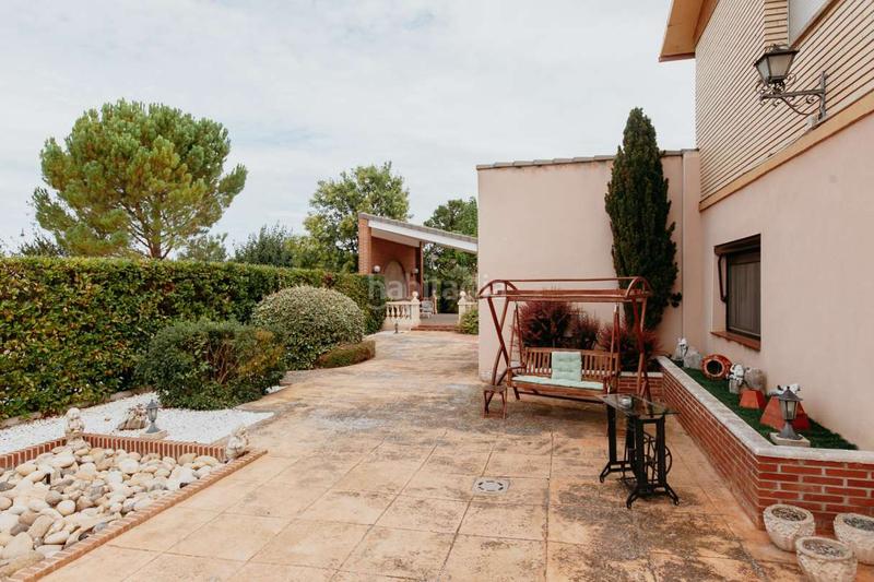 Foto 41f4ba06-e4f8-486f-a6a0-8058438a11b8. Chalet in calle pío baroja 79 in San Mateo de Gállego