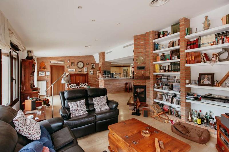 Foto 7b51335e-6853-4015-ae24-fde76d11d1b9. Chalet in calle pío baroja 79 in San Mateo de Gállego