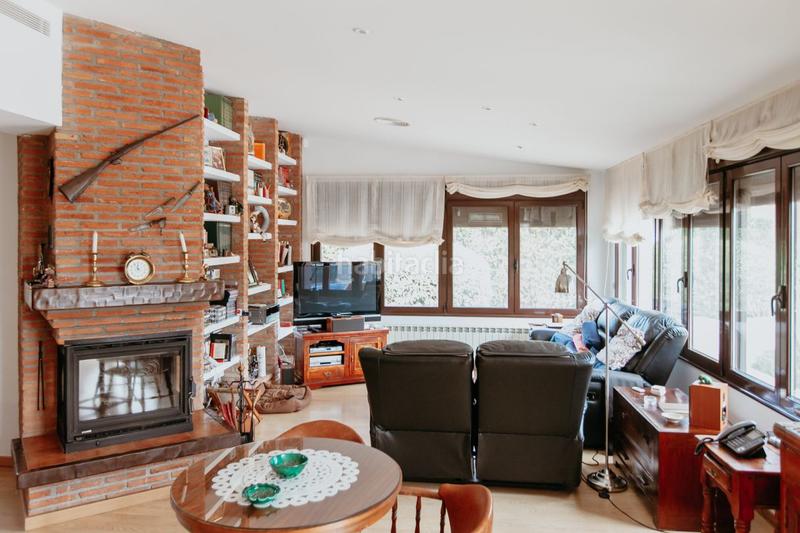 Foto ab4b771b-22f8-4f0c-b4f6-6b845ce0f5e2. Chalet in calle pío baroja 79 in San Mateo de Gállego