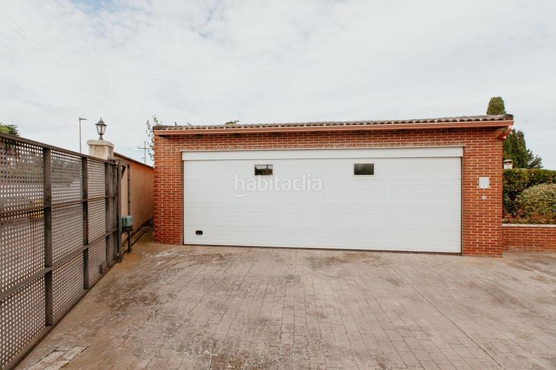 Foto c7faf363-9831-41f4-9593-34d9ce9a5cd4. Chalet in calle pío baroja 79 in San Mateo de Gállego