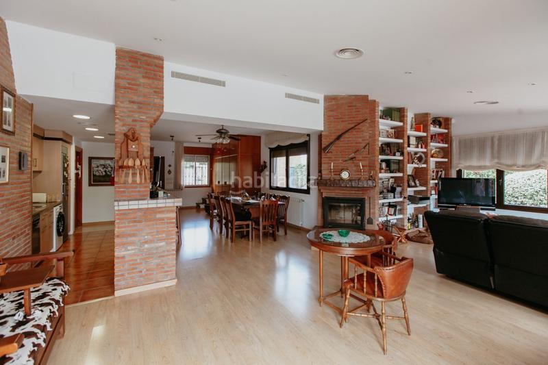 Foto d2b50c5a-0a66-49e3-bab6-e604be6644a1. Chalet in calle pío baroja 79 in San Mateo de Gállego