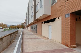 Alquiler Local Comercial  Calle pilar lorengar. Local en venta en c pilar lorengar