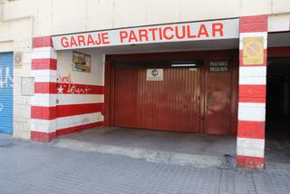 Lloguer Aparcament cotxe a Santo Domingo y San Martín. Garaje de alquiler.