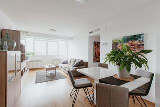 Appartement à Encarnación. Piso totalmente reformado de 3 habitaciones.