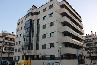 Alquiler Parking coche en Calle feria de san andrés 7. Plaza de garaje en alquiler en calle feria de san andrés, huesca