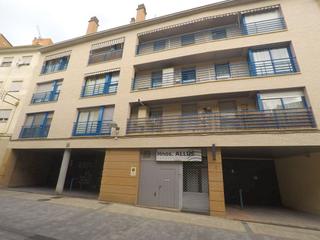 Miete Autoparkplatz in Santo Domingo y San Martín. Se alquila garaje en calle perena