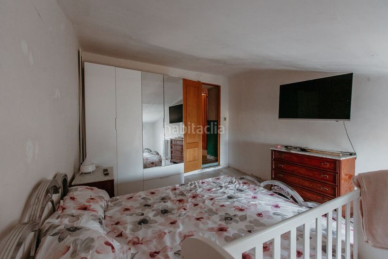 Foto a721f43c-07c0-46e3-bd47-b518fbc50826. Casa amb calefacció a Almudévar