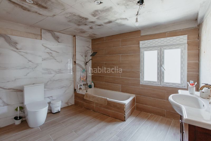 Foto c2481e7b-081f-4843-95af-3ea733ed7577. Casa amb calefacció a Almudévar