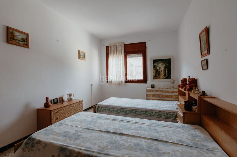 Foto f7ef1e42-129e-4304-bd6f-607ea2808e61. Casa amb calefacció aparcament a Almuniente