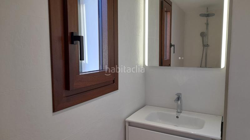 Foto f923ea1d-0a5c-4c48-8b78-4fff7b0b1495. Casa aparellada amb calefacció aparcament a Sóller