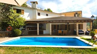 Maison à Sóller. Casa con jardín, piscina y licencia etv en puerto de sóller