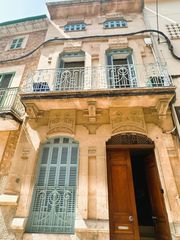 Casa aparellada a Sóller. Casa art nouveau renovada con roof terrace en el centro de sólle