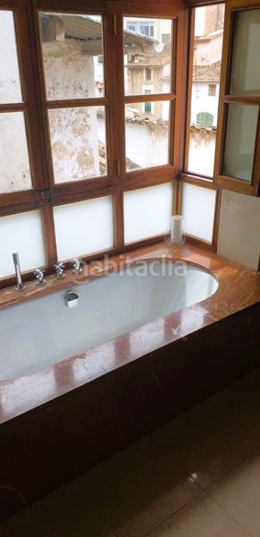 Foto 210b5ff1-3690-447f-9ff8-a63d000c3b07. Casa aparellada amb calefacció a Sóller