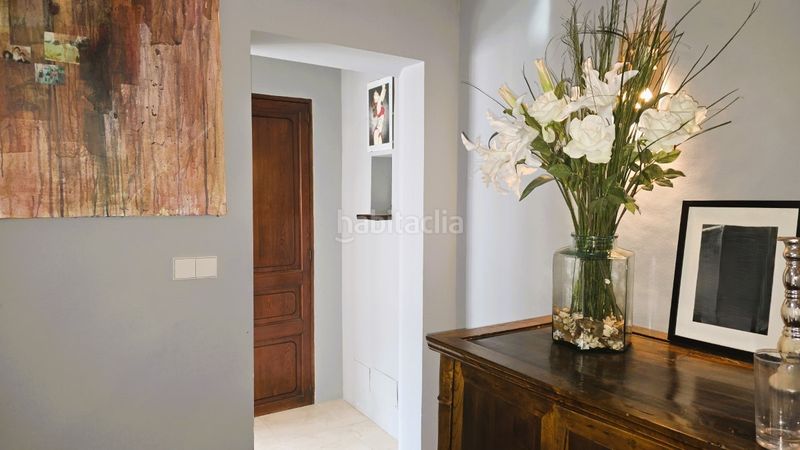 Foto a04b38f3-950f-44f3-974a-14a94e4c3b81. Casa aparellada amb calefacció a Sóller