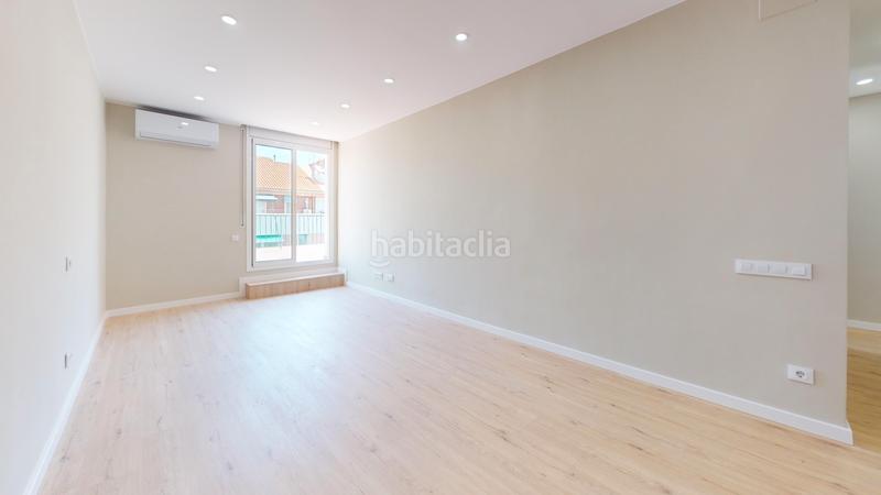 Foto 218196e2-508d-4f41-b3b6-e601f5f67043. Ático en Sant Antoni Barcelona