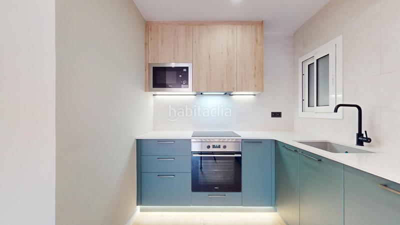 Foto c983b4a1-80c2-4606-b48c-b0e781b1de3d. Dachwohnung mit heizung in Sant Antoni Barcelona