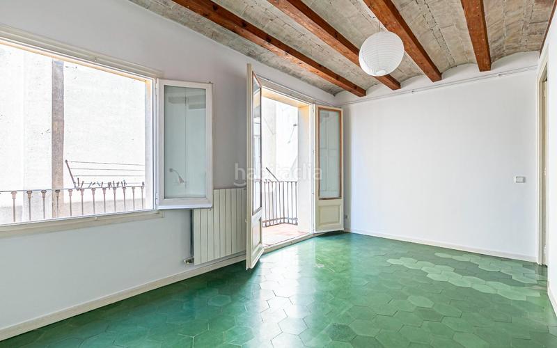 Foto e3d7772b-71bb-48d1-9870-d31555343025. Piso en Raval Barcelona