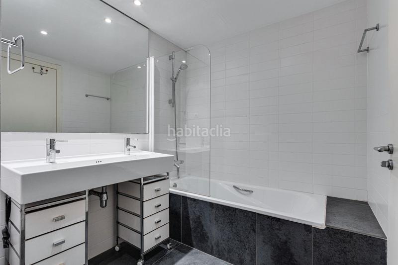 Foto 3410c8a6-b9e4-4238-94f1-e68635c7aa2f. Piso fantastica zona comunitaria con piscina ¡ en Barcelona