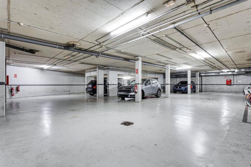 Foto b4123d04-2dcf-4a7f-8bd7-3b9820accc65. Piso fantastica zona comunitaria con piscina ¡ en Barcelona