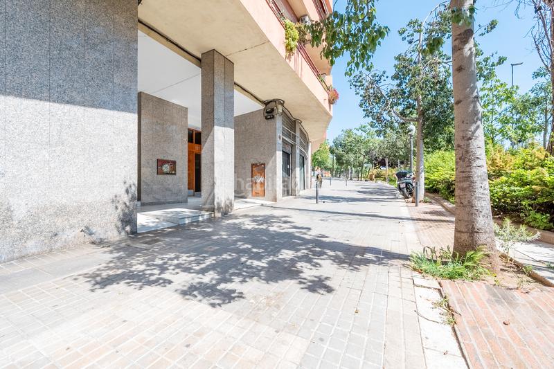 Foto 493a8db5-c4b4-4591-be49-b8bf99dc217e. Piso super terraza en meridiana! en Prosperitat Barcelona