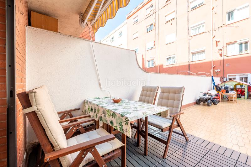 Foto 5a06808d-6871-4362-ad7b-de3bd1cf5ade. Piso super terraza en meridiana! en Prosperitat Barcelona