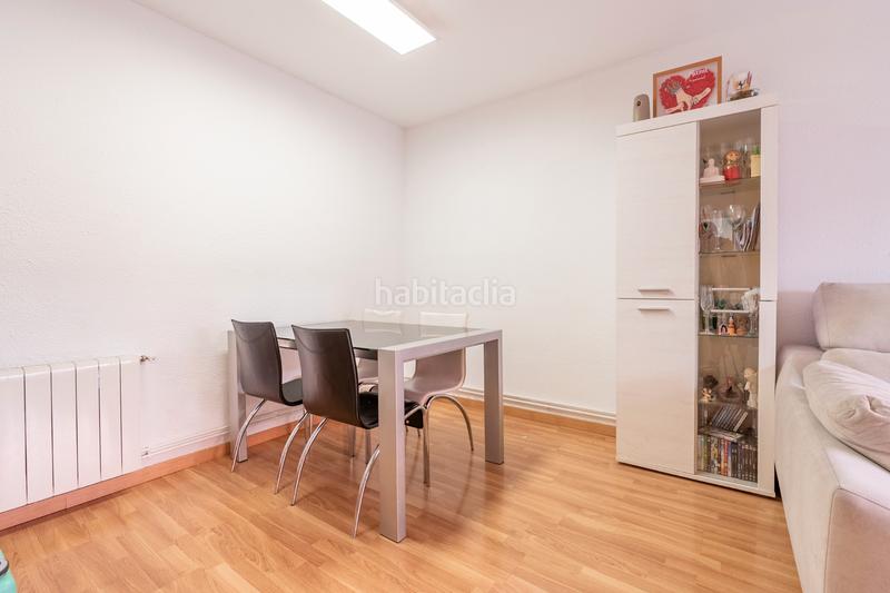 Foto a92bbf92-3a02-4a08-98e2-abd500764cc5. Piso super terraza en meridiana! en Prosperitat Barcelona