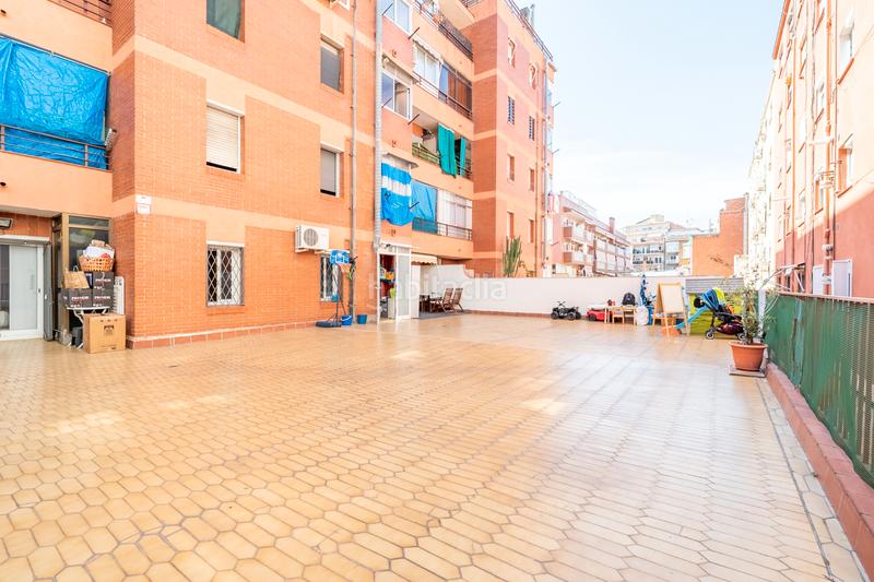 Foto ae290644-1be4-46c6-b35e-dd930332cf01. Piso super terraza en meridiana! en Prosperitat Barcelona