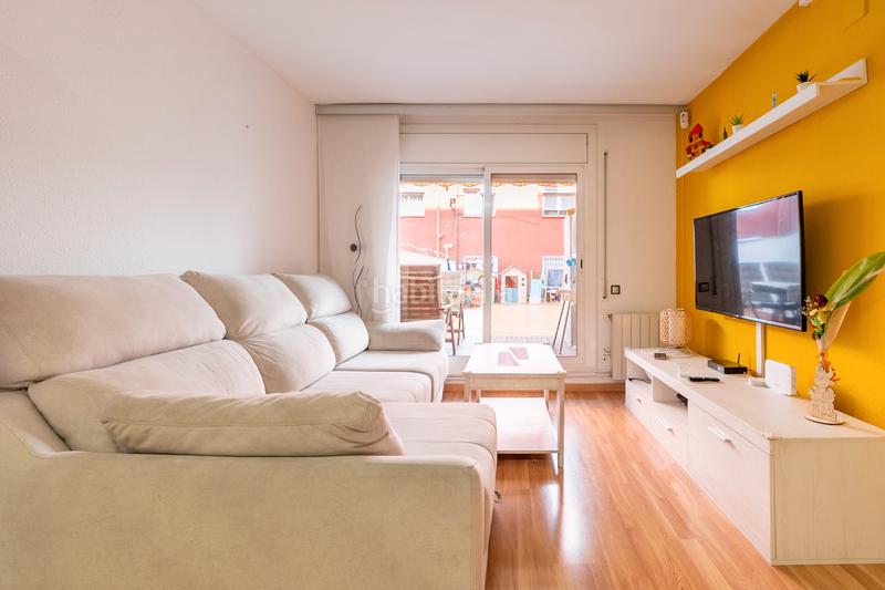 Foto c9d61ecd-59a3-465b-9d14-9bc3637b3bfa. Piso super terraza en meridiana! en Prosperitat Barcelona