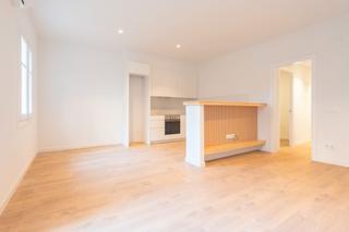 Appartement  Carrer de la torre dels pardals. Terraza y reformado a estrenar ¡