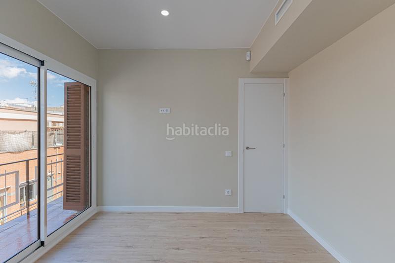 Foto deefbfee-250e-4937-92b2-54f7fabcb621. Piso planta alta reformada a estrenar ¡ en Sants Barcelona