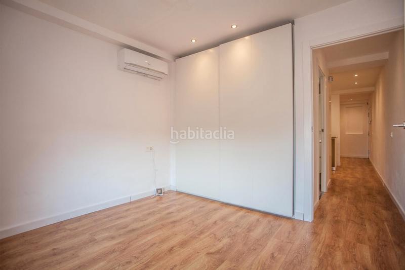 Foto 51725a1b-feef-405d-b442-aa6698897ab1. Etagenwohnung mit heizung in Raval Barcelona
